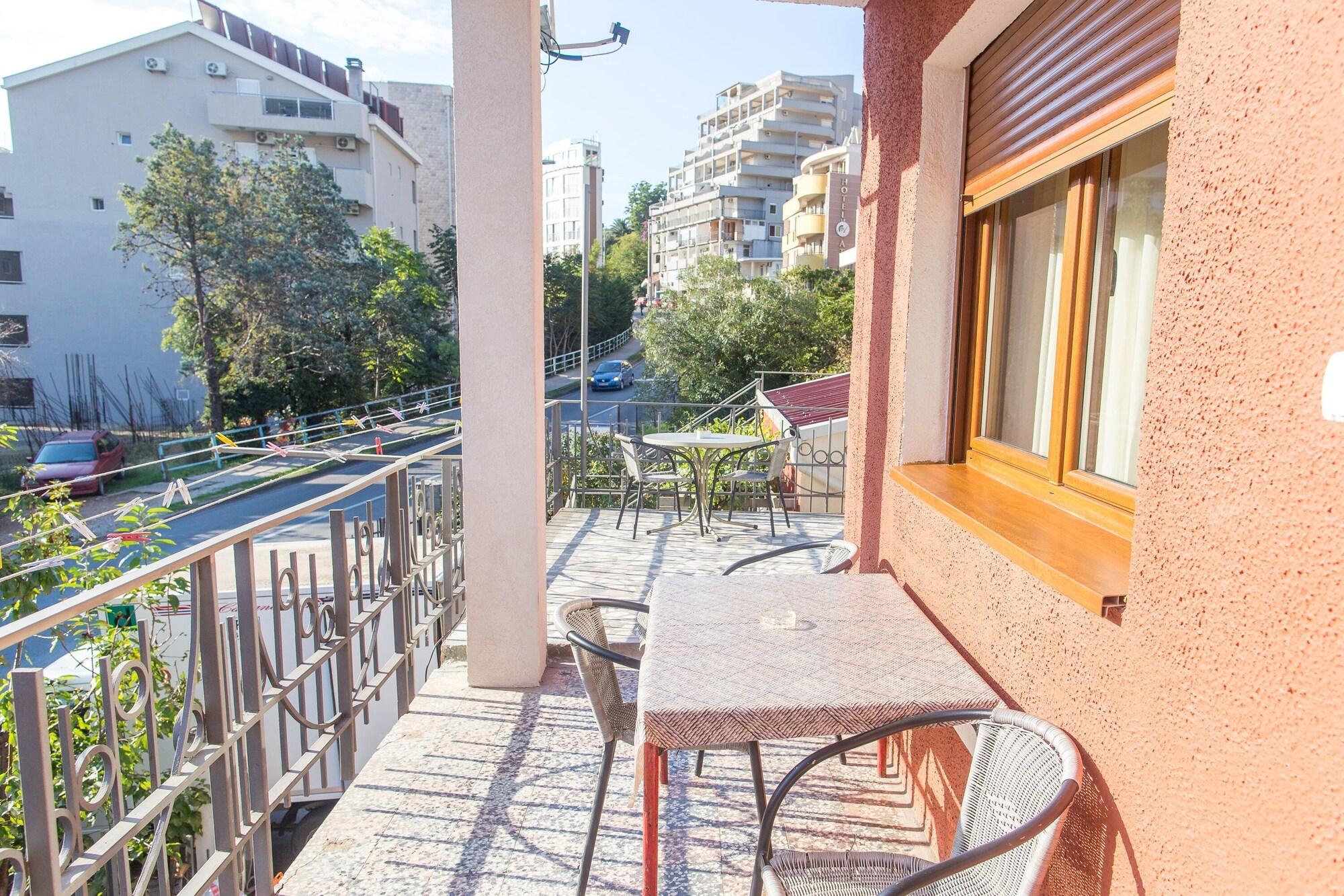 Guesthouse Blue Coast Budva Exterior foto