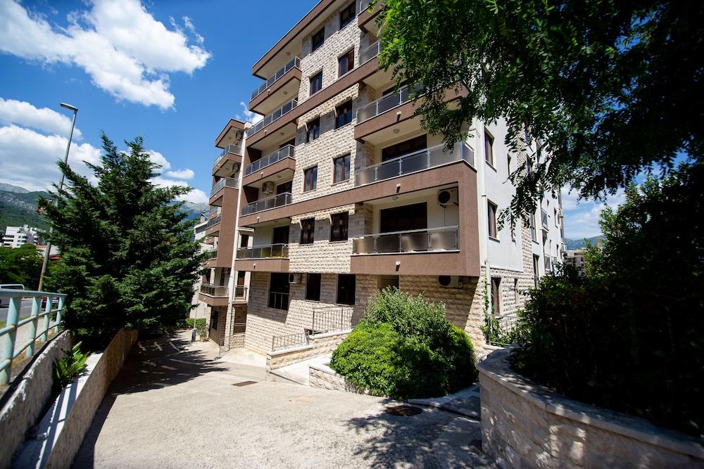 Guesthouse Blue Coast Budva Exterior foto