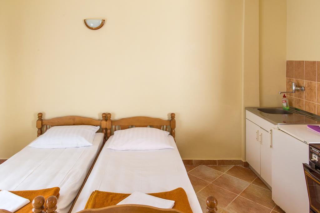 Guesthouse Blue Coast Budva Exterior foto